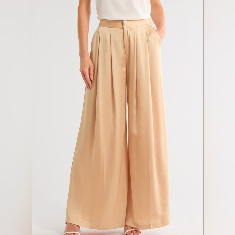 L'AGENCE Aubrie Mid Rise Wide Leg Satin Pant Latte Size 12 - Picture 3 of 16